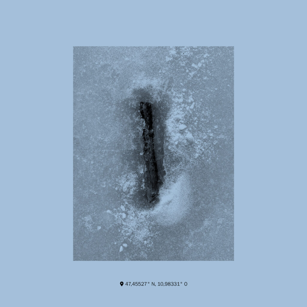 47_45527_10_98331_Blue